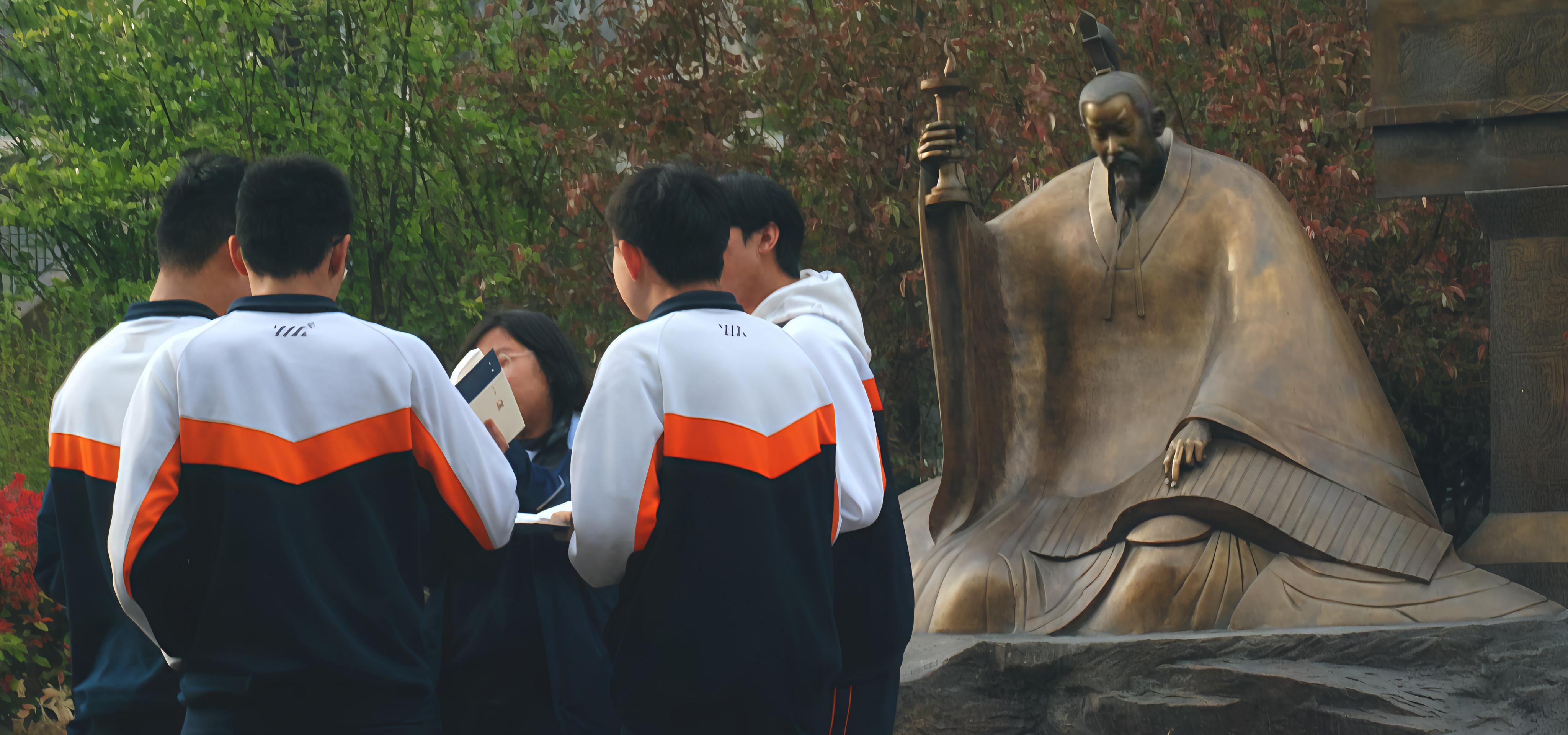 《恰逢春日读书时》